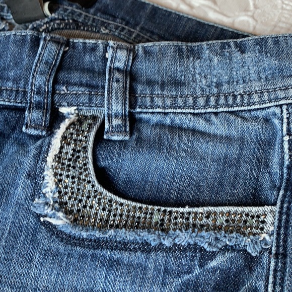 COPY - Blue Jeans with Details!! - Picture 3 of 8